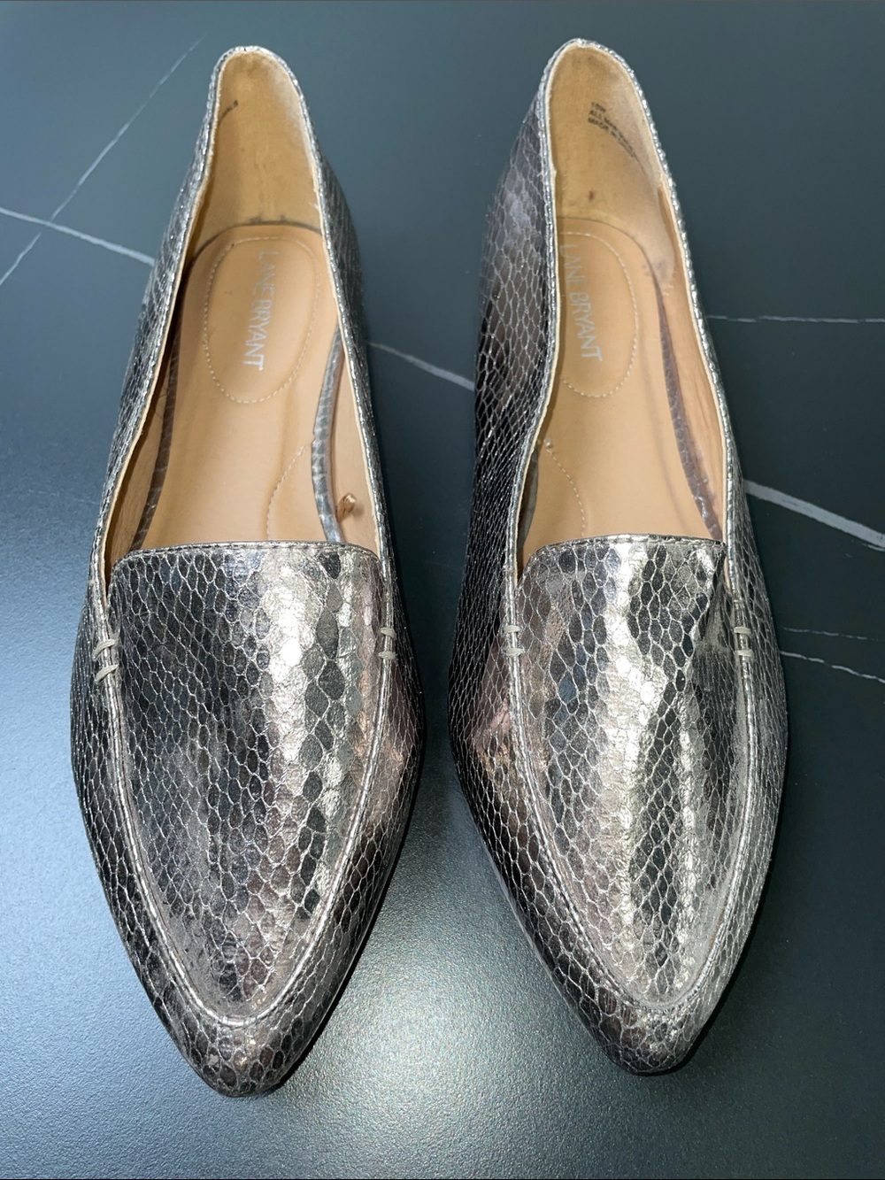 LANE BRYANT METALLIC SNAKESKIN TEXTURED FLATS FTL-10-013